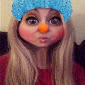 Meet your Posher, Candice